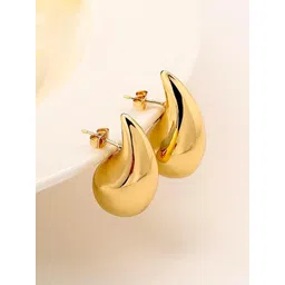 Bohey by KARATCART Gold-Plated Contemporary Studs Earrings-picture-20