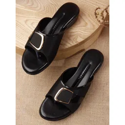 bootco Women Flats Sandal image 1