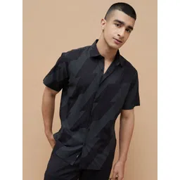 Bossini Men Opaque Printed Casual Shirt-picture-41