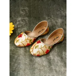 BOYZ N GALZ Girls Embellished Mojaris with Embroidered Detail-picture-24