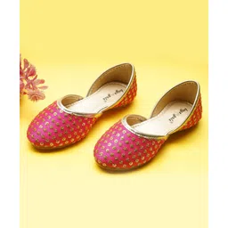 boyz n galz Sequin Embroidered Mojaris - Pink-picture-19