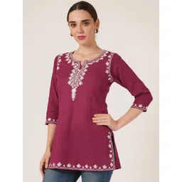 Brownverse Floral Embroidered Khadi Cotton Notch Neck Straight Kurta-picture-13
