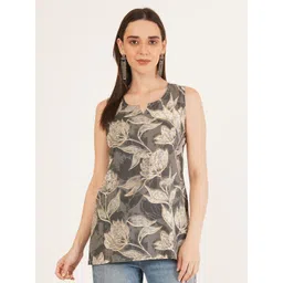 Brownverse Floral Embroidered Khadi Cotton Straight Kurti-picture-25