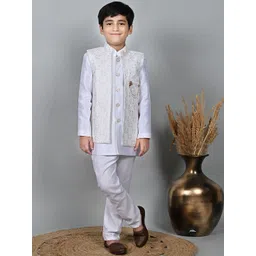 BT DEZINES Boys Embroidered Sherwani Set-picture-50