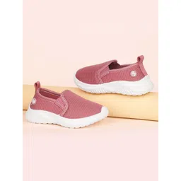 Bubblegummers Girls Textured Round Toe Slip-On Sneakers-picture-28