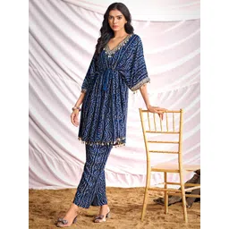 BulBul Printed V-Neck Tunic With Palazzos-picture-41