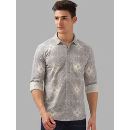 BULLMER Men Spread Collar Abstract Printed Cotton Casual Shirt-picture-39