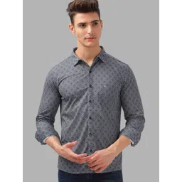 BULLMER Men Spread Collar Abstract Printed Cotton Casual Shirt-picture-31