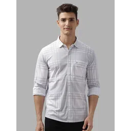 BULLMER Men Spread Collar Checked Cotton Casual Shirt-picture-17