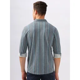 BULLMER Men Spread Collar Multi Striped Cotton Casual Shirt image 4