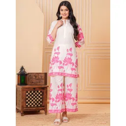Bunkari Women Floral Printed Regular Kurta with Harem Pants Kurta Sets-picture-16