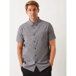 Burton Men Casual Ditsy Floral Printed Pure Cotton Shirt-picture-12