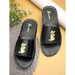 Buxton Men Printed Sliders-picture-31