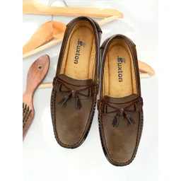 Buxton Men Textured Slip-On Loafers With Bow-picture-23