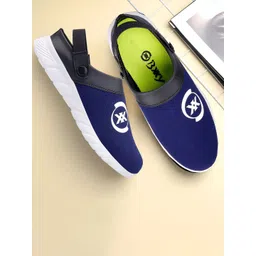 Bxxy Men Printed Clogs-picture-19