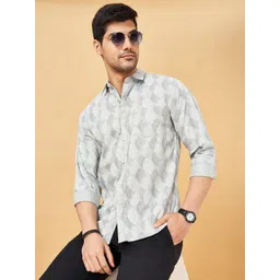 BYFORD by Pantaloons Men Spread Collar Floral Printed Cotton Slim Fit Casual Shirt-picture-29