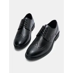 BYFORD by Pantaloons Men Textured Formal Oxford-picture-16