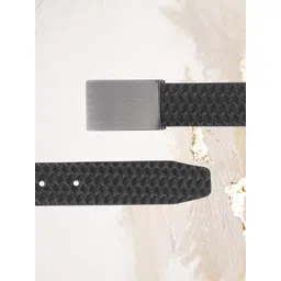 Calvadoss Men Textured Leather Belt-picture-31