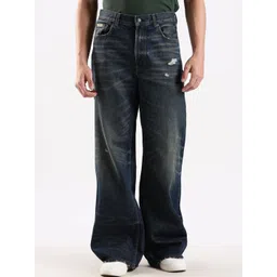 Calvin Klein Jeans Men Relaxed Fit Mid-Rise Mildly Distressed Light Fade Jeans-picture-21