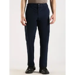 Calvin Klein Jeans Men Slim Fit Mid-Rise Chinos-picture-32