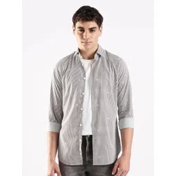 Calvin Klein Jeans Men Slim Fit Striped Casual Shirt-picture-30