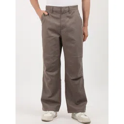 Calvin Klein Jeans Men Solid Regular Trousers-picture-25