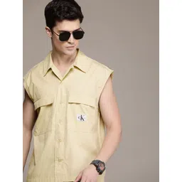 Calvin Klein Jeans Relaxed Fit Sleeveless Opaque Casual Shirt-picture-20