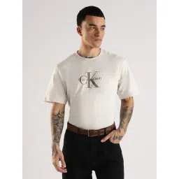 Calvin Klein Jeans White Cotton Comfort Fit Logo Printed T-Shirt-picture-16