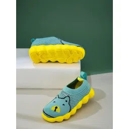 Campus Kids Green Slip-On Shoes-picture-16