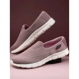 Campus Women's Mauve Walking Shoes-picture-39