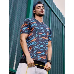 Campus Sutra Abstract Printed V-Neck Extended Sleeves Acrylic T-shirt-picture-55