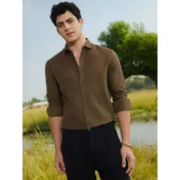 Campus Sutra Brown Pure Cotton Regular Fit Solid Shirt-picture-22