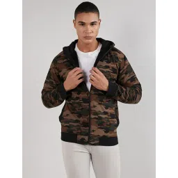 Campus Sutra Green Cotton Regular Fit Camouflage Hooded Jacket-picture-39