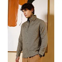 Campus Sutra Men Comfort Checked Casual Shirt-picture-39