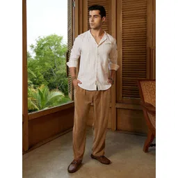 Campus Sutra Men Comfort Fit Textured Band Collar Cotton Casual Shirt-picture-23