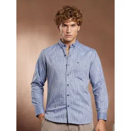 Campus Sutra Men Comfort Fit Textured Button-Down Collar Cotton Casual Shirt-picture-24