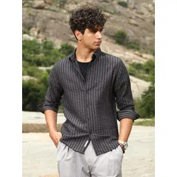 Campus Sutra Men Comfort Fit Vertical Stripes Textured Spread Collar Cotton Casual Shirt-image-16