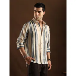 Campus Sutra Men Comfort Printed Casual Shirt-picture-19