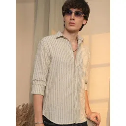 Campus Sutra Men Comfort Spread Collar Striped Casual Shirt-picture-41