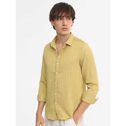 Campus Sutra Men Comfort Spread Collar Striped Casual Shirt-picture-16