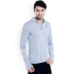 Campus Sutra Men Grey Solid T-shirt image 2