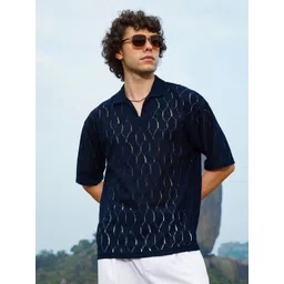 Campus Sutra Men Self Design Polo Collar Cotton T-shirt-picture-18