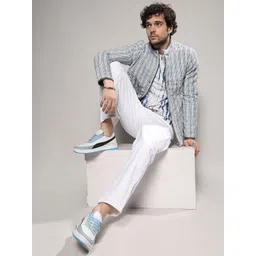 Campus Sutra Men Striped Lightweight Quilted Jacket-picture-17