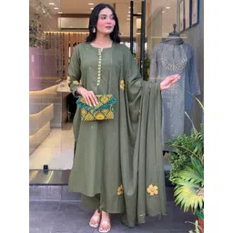 CaniBani Women Ethnic Motifs Embroidered Regular Chanderi Silk Kurta with Trousers & With Dupatta-picture-10