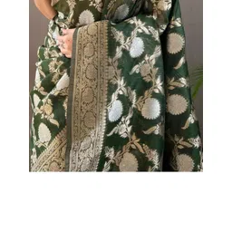 CaniBani Women Green Woven Design Zari Silk Blend Banarasi Saree image 4