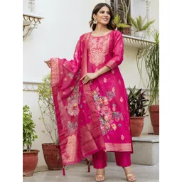 CaniBani Women Pink Kurta Sets-picture-30