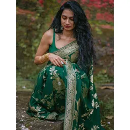 CaniBani Woven Design Zari Silk Blend Banarasi Saree-picture-32