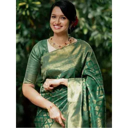 CANIZZARO Ethnic Motifs Woven Design Zari Banarasi Saree image 3