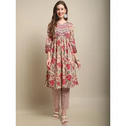 Cantabil Floral Printed V-Neck Pleated A-Line Pure Cotton Kurta with Trousers-picture-39