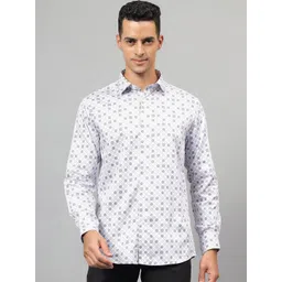 Cantabil Men Spread Collar Conversational Printed Cotton Casual Shirt-picture-26